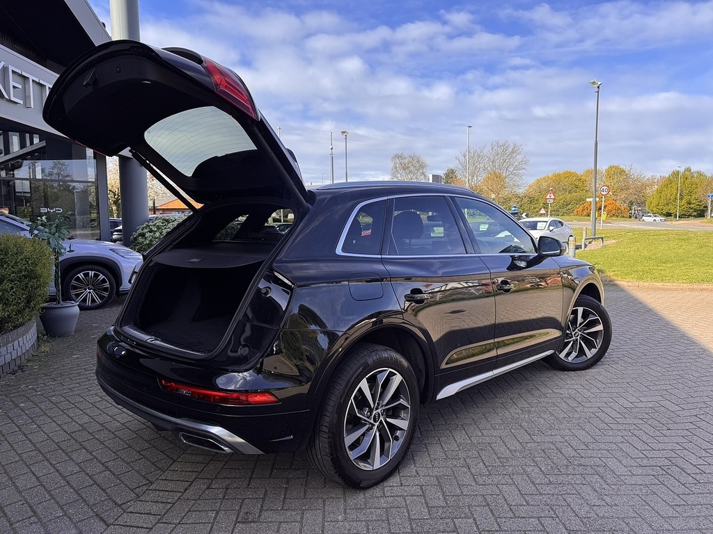 Audi Q5 Tdi S Line Black #6