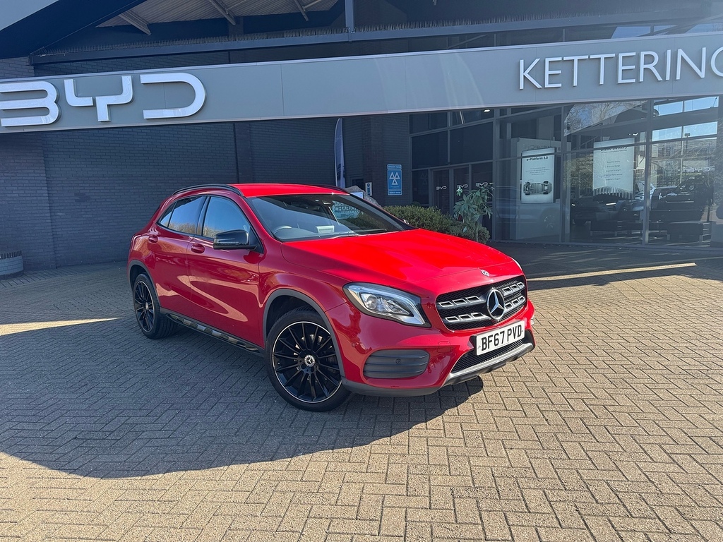 Mercedes-Benz GLA Class Gla220d Amg Line Red