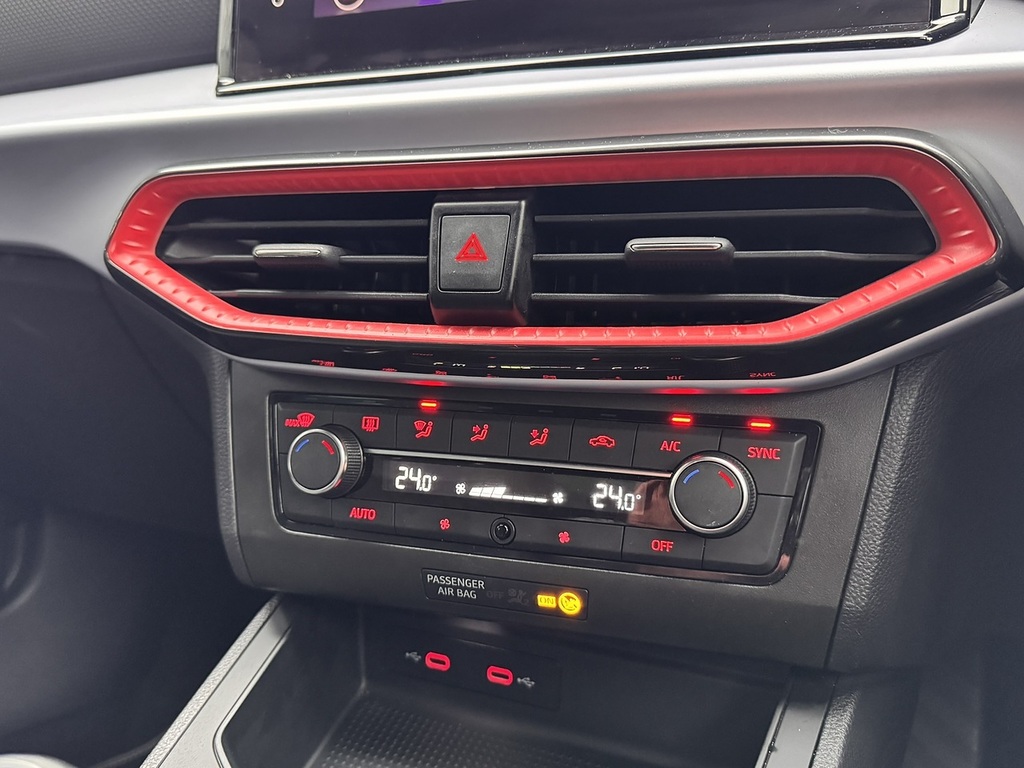 Seat Ibiza 1.0 Tsi 95 Fr Sport Blue #8
