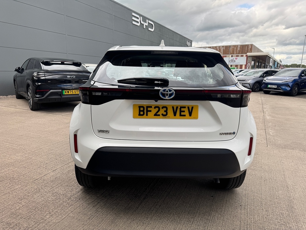Toyota Yaris Cross Vvt-h Icon White #6