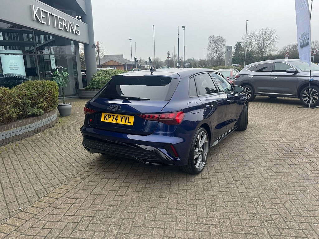 Audi A3 Tfsi Black Edition Blue #5