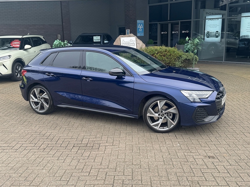 Audi A3 Tfsi Black Edition Blue #2