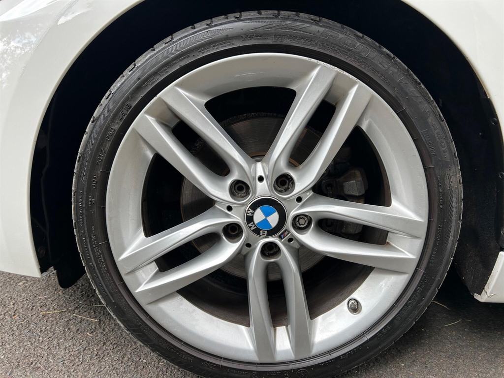 BMW 2 Series 1.5 218I Sport Euro 6 Ss White #30