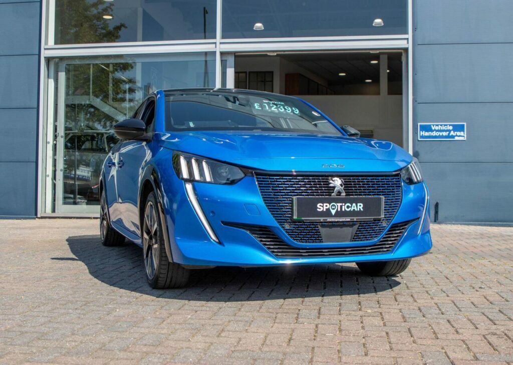 Peugeot e-208 50Kwh Gt Premium 7Kw Charger Blue