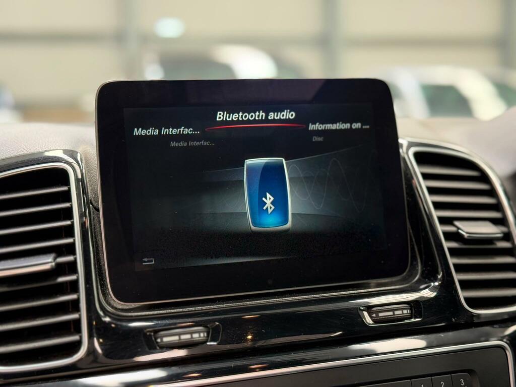 Mercedes-Benz GLE Class Gle 250 D 4Matic Amg Line Silver #33