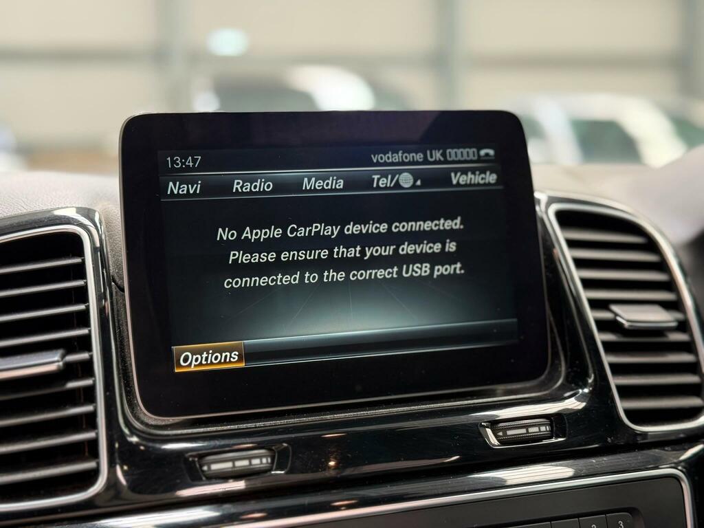 Mercedes-Benz GLE Class Gle 250 D 4Matic Amg Line Silver #36