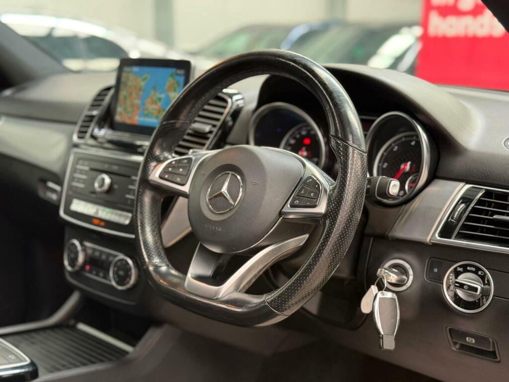 Mercedes-Benz GLE Class Gle 250 D 4Matic Amg Line Silver #40