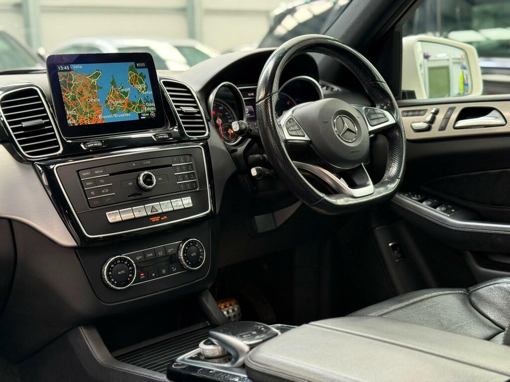Mercedes-Benz GLE Class Gle 250 D 4Matic Amg Line Silver #18