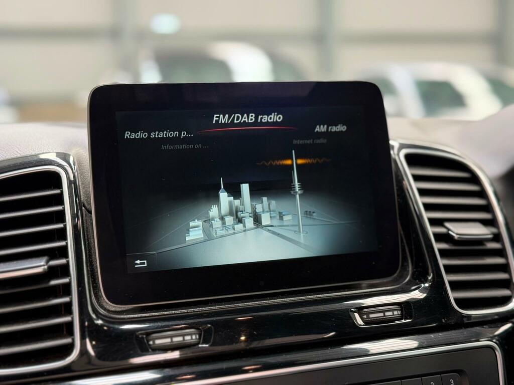 Mercedes-Benz GLE Class Gle 250 D 4Matic Amg Line Silver #34