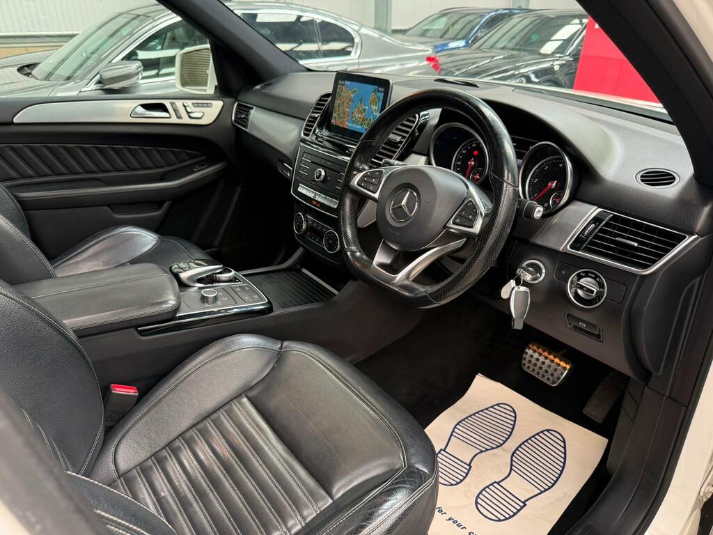 Mercedes-Benz GLE Class Gle 250 D 4Matic Amg Line Silver #16