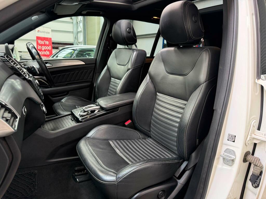 Mercedes-Benz GLE Class Gle 250 D 4Matic Amg Line Silver #46