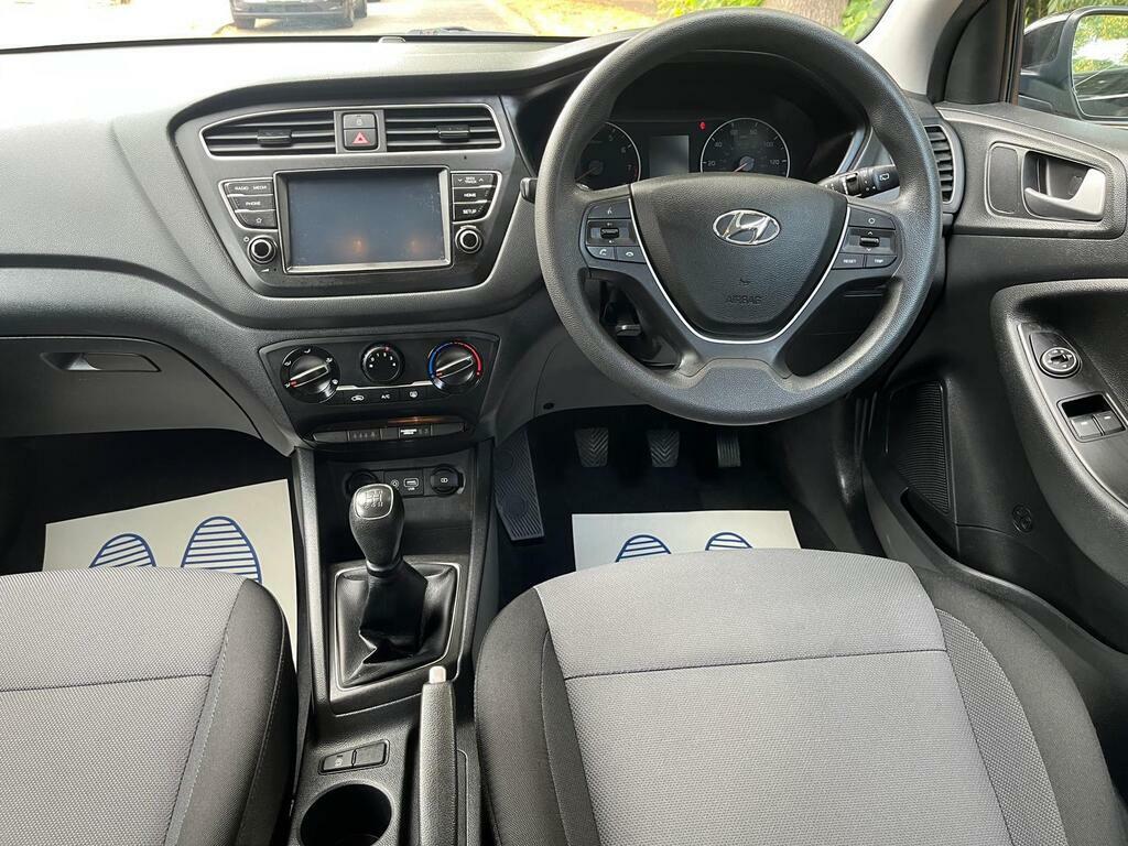 Hyundai I20 1.2 S Connect Euro 6 S S Black #4