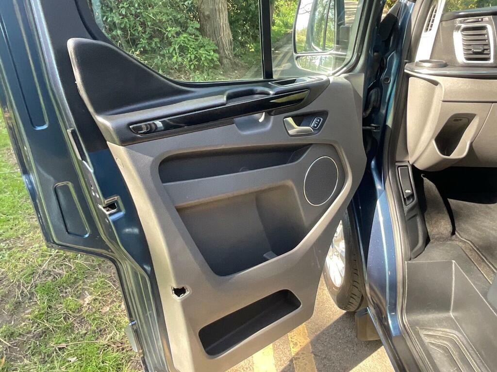 Ford Tourneo Custom L2 Fwd 2.0 Tdci 130Ps Low Roof 8 Seater Ti Silver #35