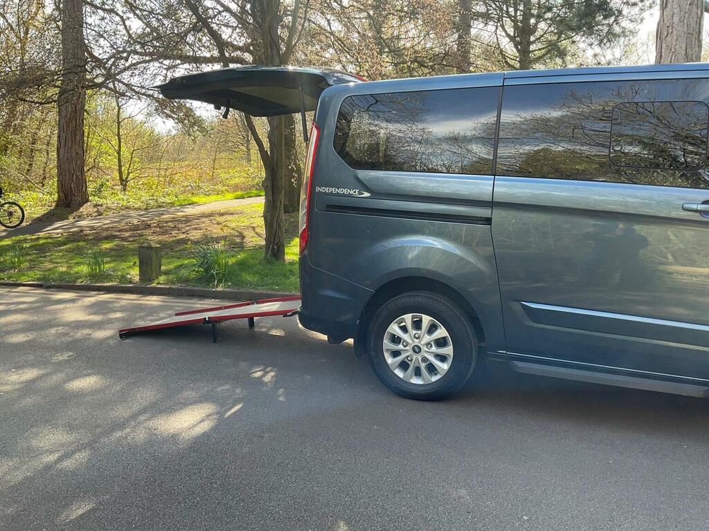 Ford Tourneo Custom L2 Fwd 2.0 Tdci 130Ps Low Roof 8 Seater Ti Silver #17