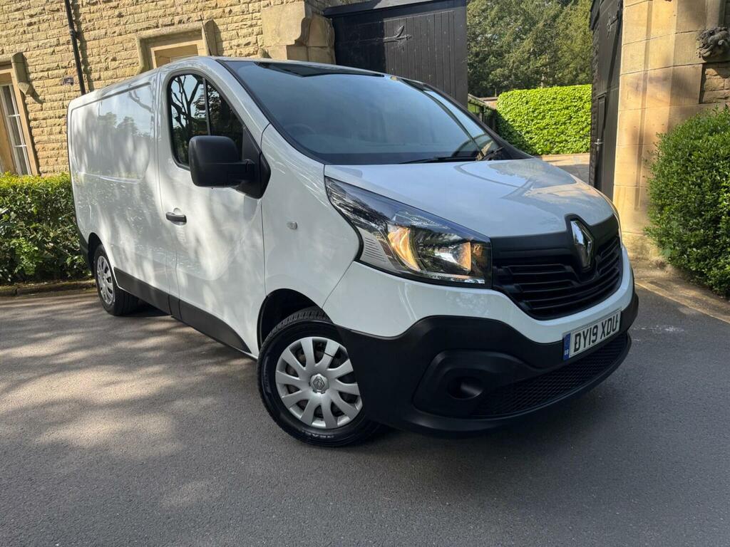 Renault Trafic 1.6 Dci 27 Business Swb Standard Roof Euro 6 White
