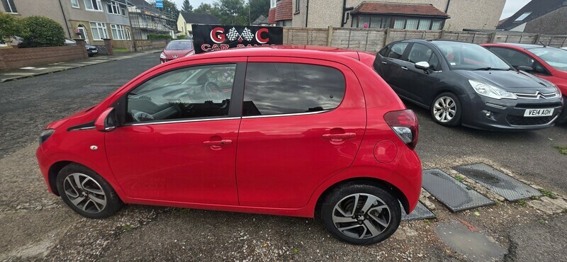 Peugeot 108 Allure 20 A Year Red #4