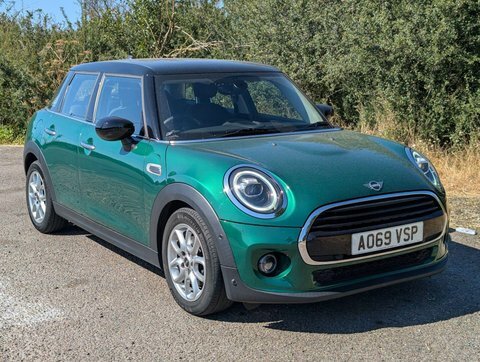 Mini Hatch 1.5 Cooper Classic Green