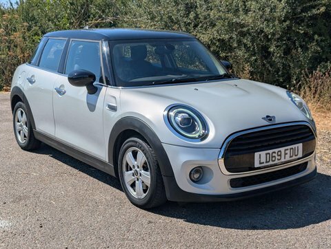 Mini Hatch 1.5 Cooper Classic Silver