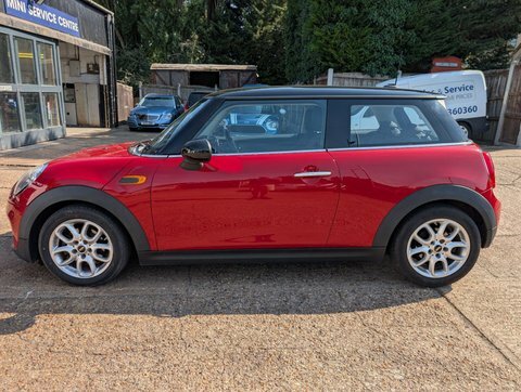 Mini Hatch 1.5 Cooper Euro BA66ZGW Red #5