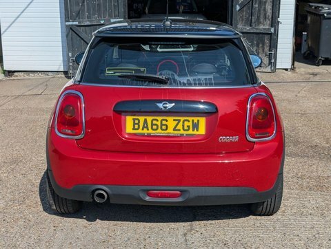 Mini Hatch 1.5 Cooper Euro BA66ZGW Red #6