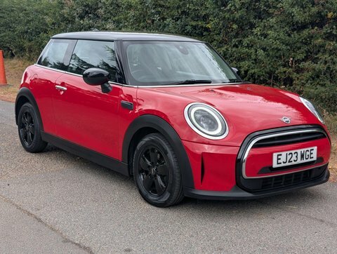 Mini Hatch 1.5 Cooper Classic EJ23WGE Red