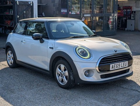 Mini Hatch 1.5 Cooper Classic Silver