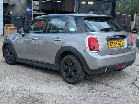 Mini Hatch 1.5 Cooper Classic DT69GDA Silver #4