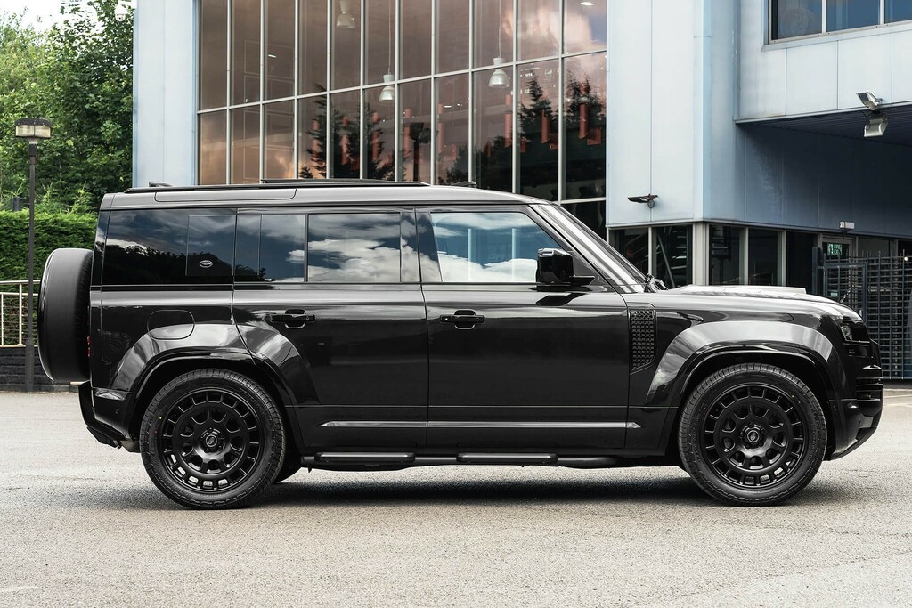 Land Rover Defender 110 3.0 P400 Mhev Xs Edition Suv 4Wd E Black #5