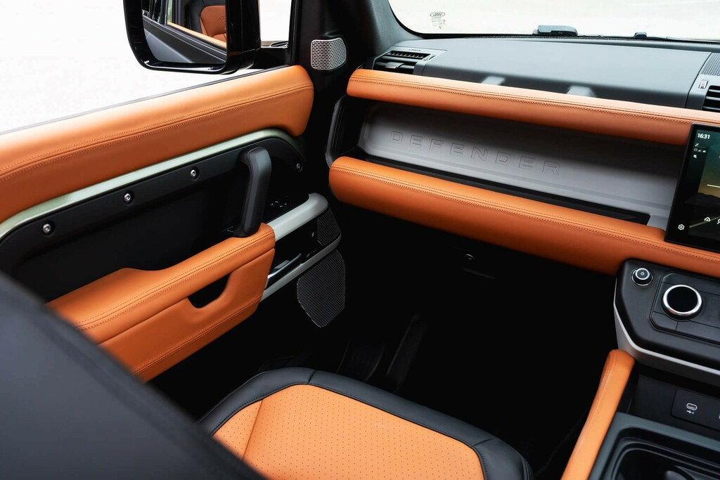 Land Rover Defender 110 Defender X-dynamic Se D Mhev A Black #18