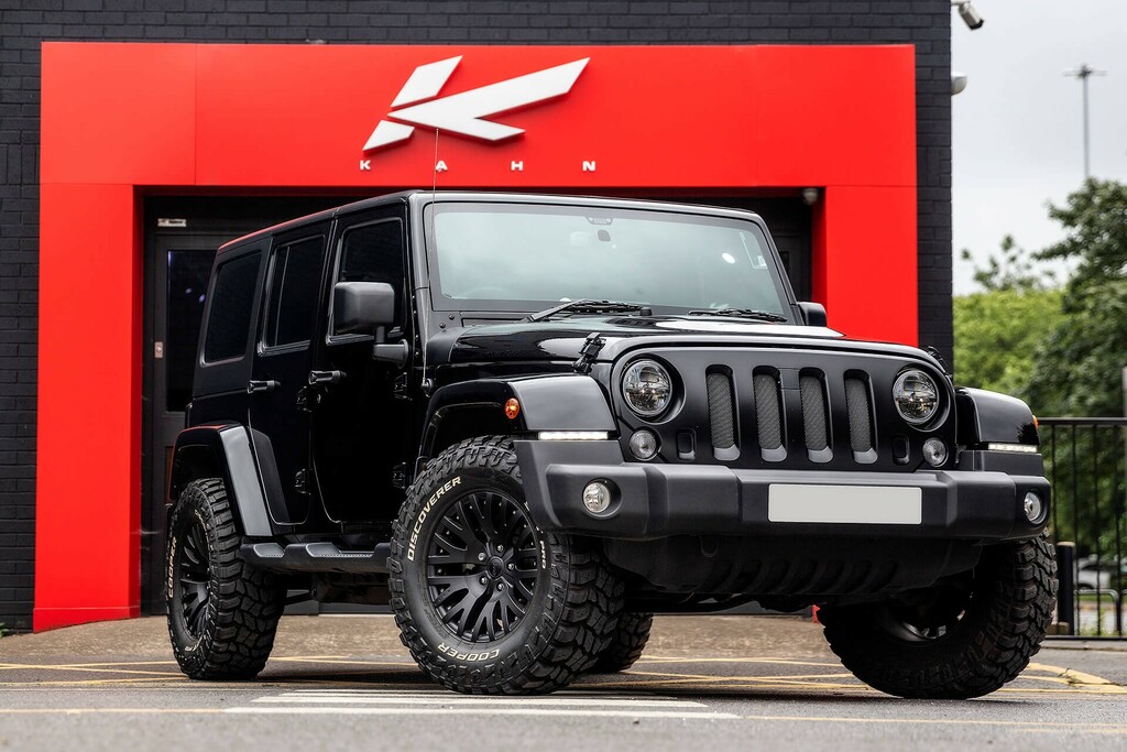 Jeep Wrangler Wrangler 4-Door Sahara 3.6 V6 Black