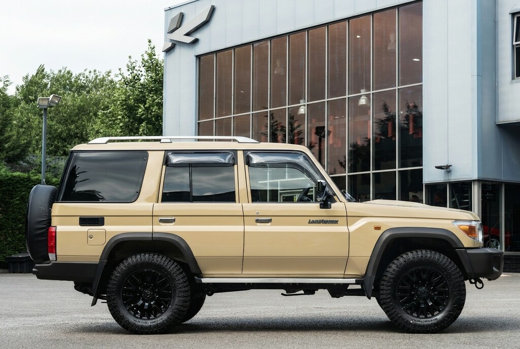 Toyota Land Cruiser 2.5 Td II Suv 85 Bhp #5