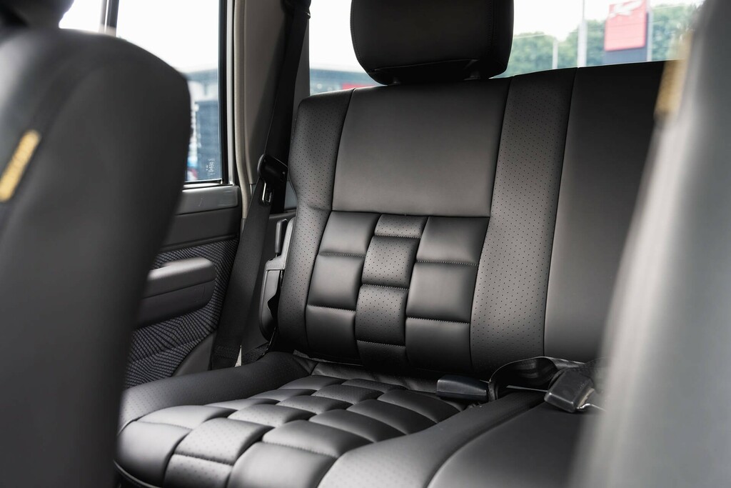 Toyota Land Cruiser D-4d V8 Black #23