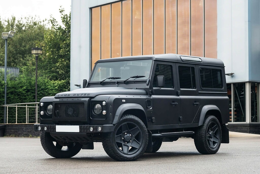 Land Rover Defender 110 2.2 Tdci Xs Station Wagon Double Cab Ma Black #3