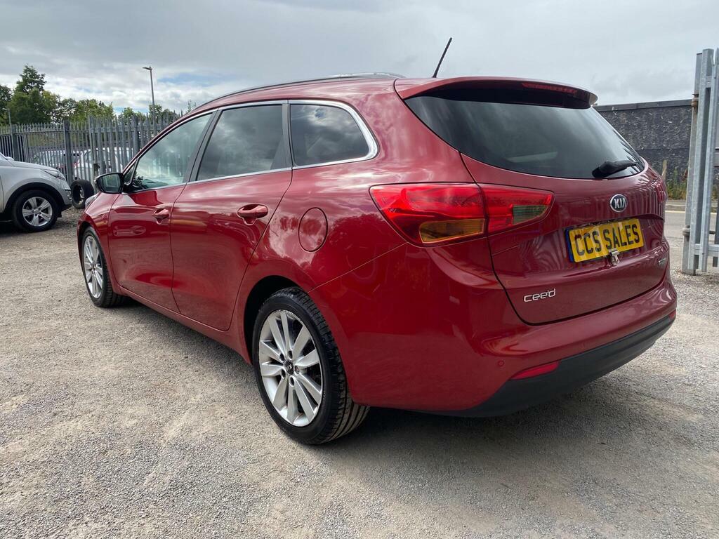 Kia Ceed 1.6 Crdi Ecodynamics 4 Tech Sportswagon Euro 5 S Red #4