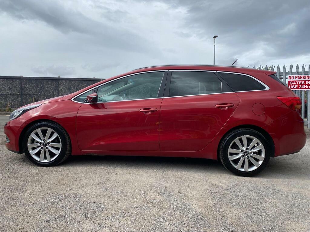 Kia Ceed 1.6 Crdi Ecodynamics 4 Tech Sportswagon Euro 5 S Red #5