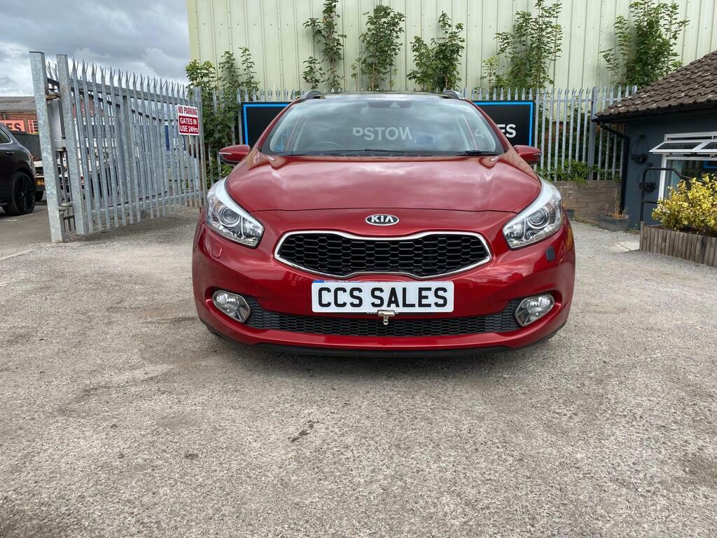 Kia Ceed 1.6 Crdi Ecodynamics 4 Tech Sportswagon Euro 5 S Red #3