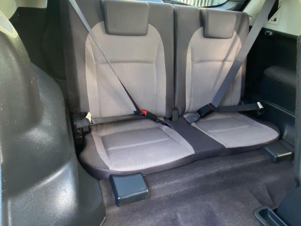 Nissan Qashqai+2 2.0 Dci Tekna 4Wd Black #12