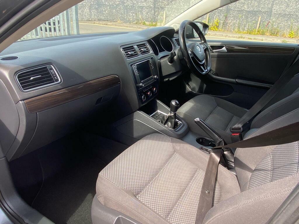 Volkswagen Jetta 2.0 Tdi Se Dsg Euro 5 Grey #9