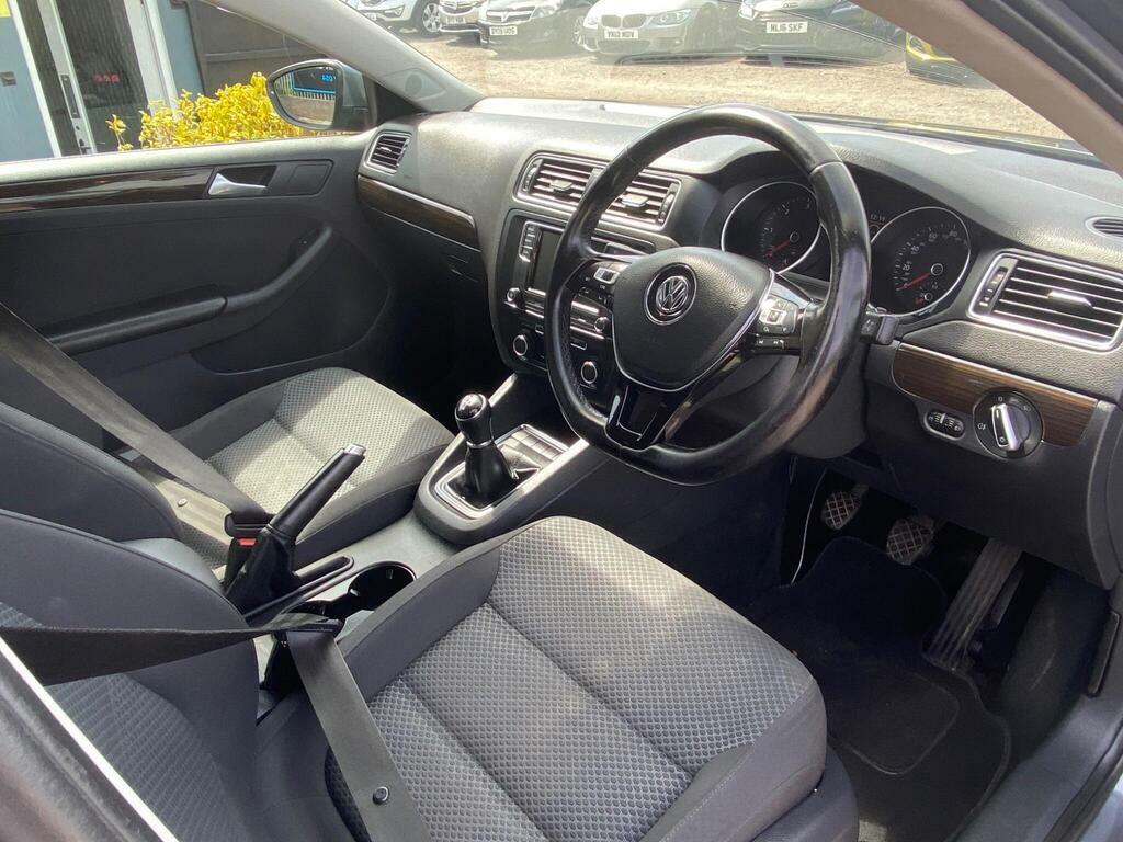 Volkswagen Jetta 2.0 Tdi Se Dsg Euro 5 Grey #16