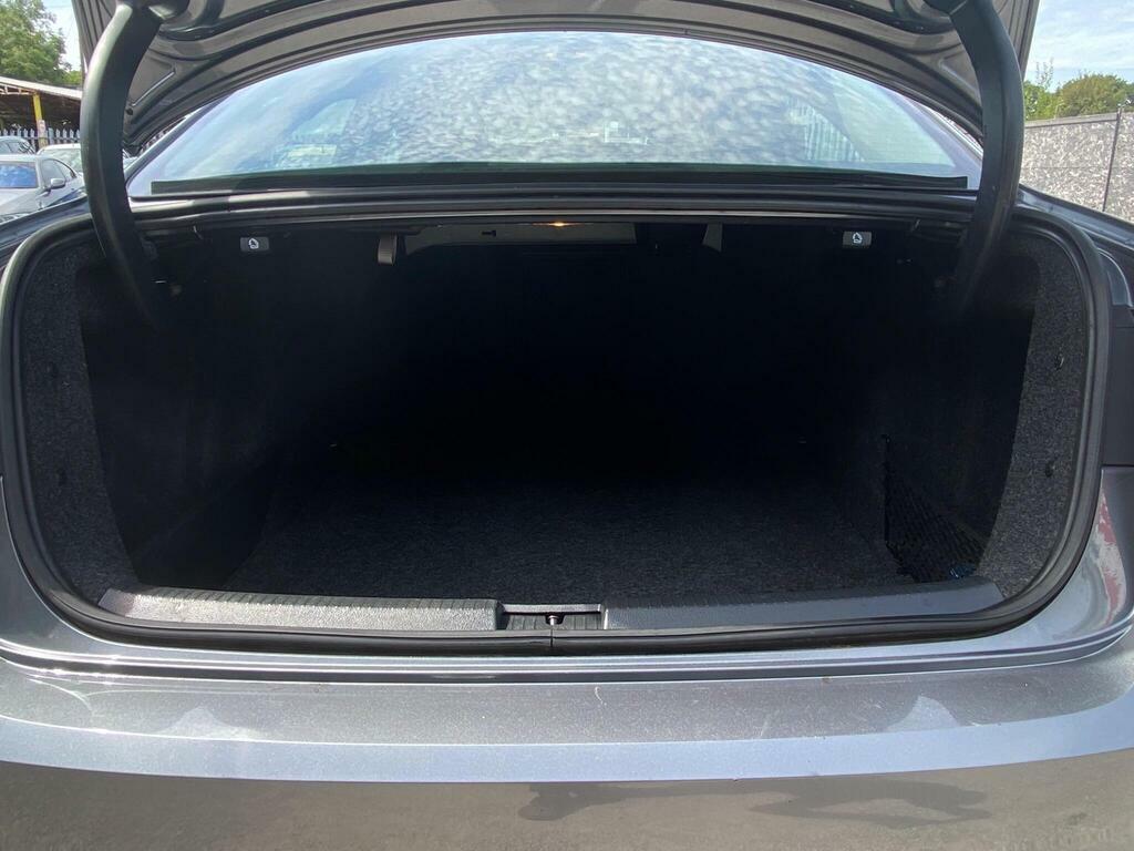 Volkswagen Jetta 2.0 Tdi Se Dsg Euro 5 Grey #13
