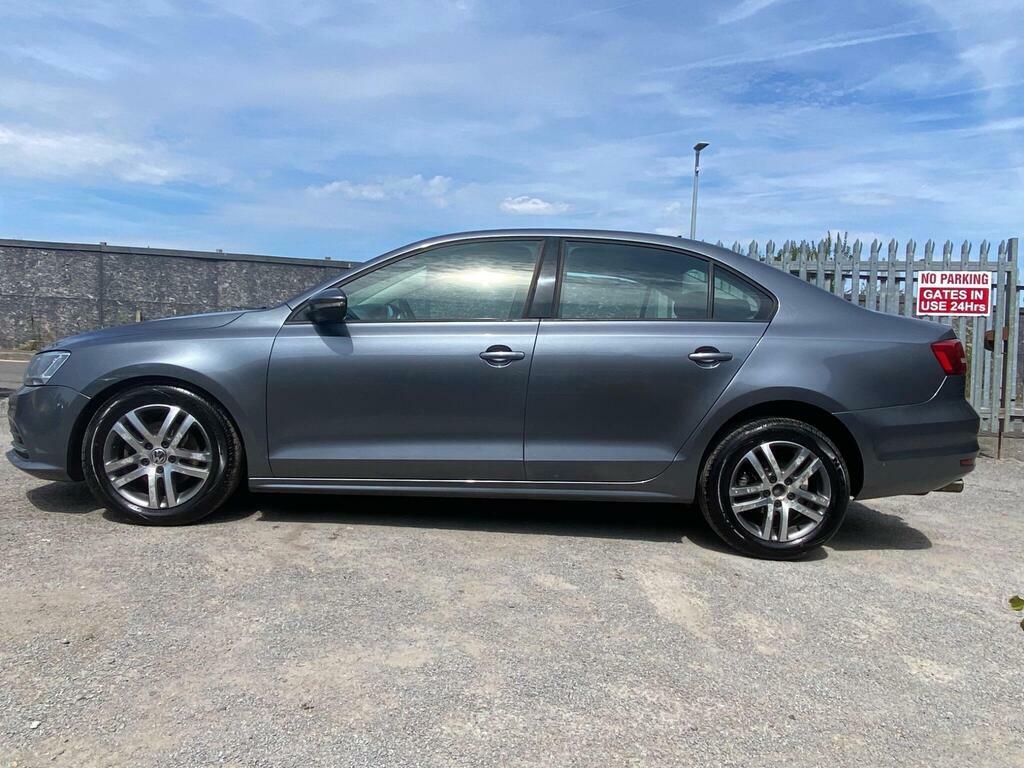 Volkswagen Jetta 2.0 Tdi Bluemotion Tech Se Euro 6 S S Grey #3
