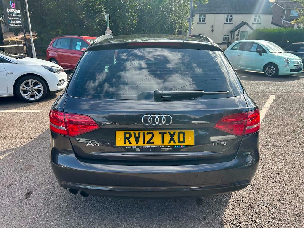 Audi A4 Avant Se Black #3