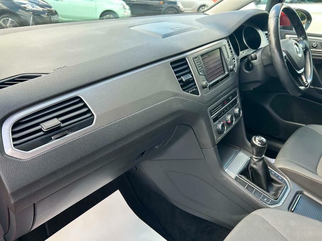 Volkswagen Golf SV Golf Sv Se Tdi S-a Gold #19