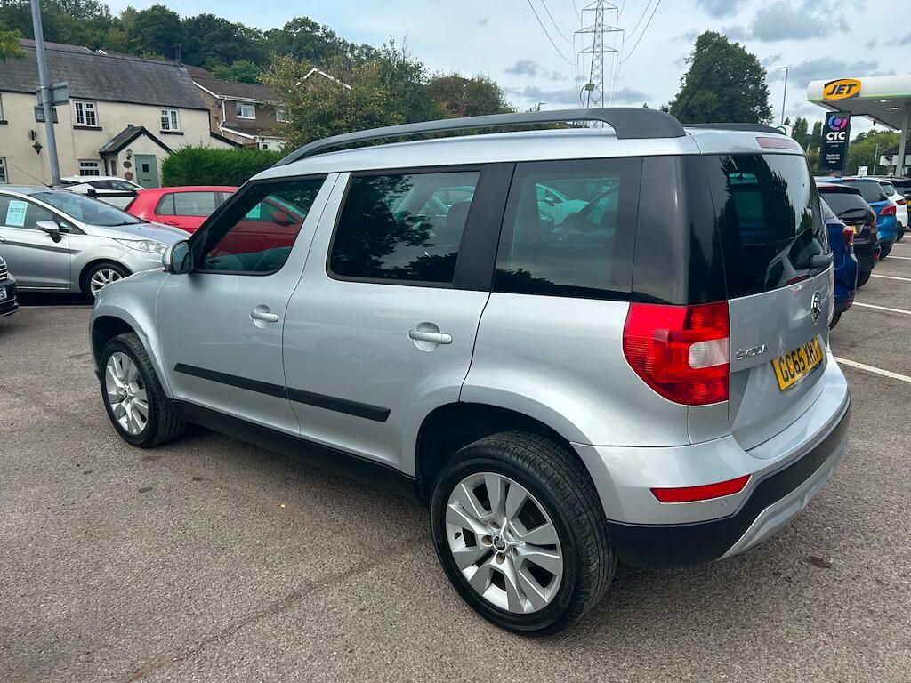 Skoda Yeti 1.2 Tsi Se L Outdoor Dsg Euro 6 Ss GC65XHT Silver #4