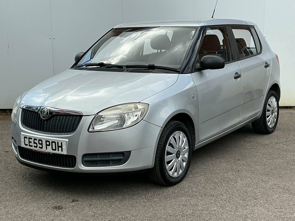Skoda Fabia 1.2 Htp 6V 1 Hatchback 140 Gkm Silver