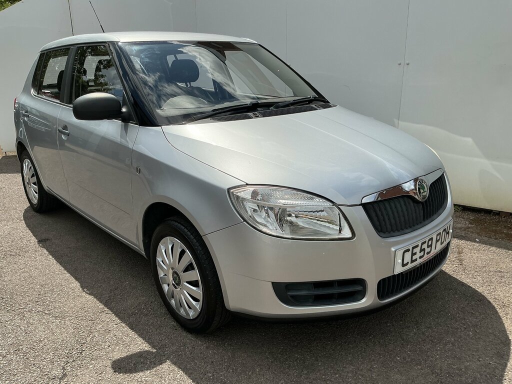 Skoda Fabia 1.2 Htp 6V 1 Hatchback 140 Gkm Silver #3