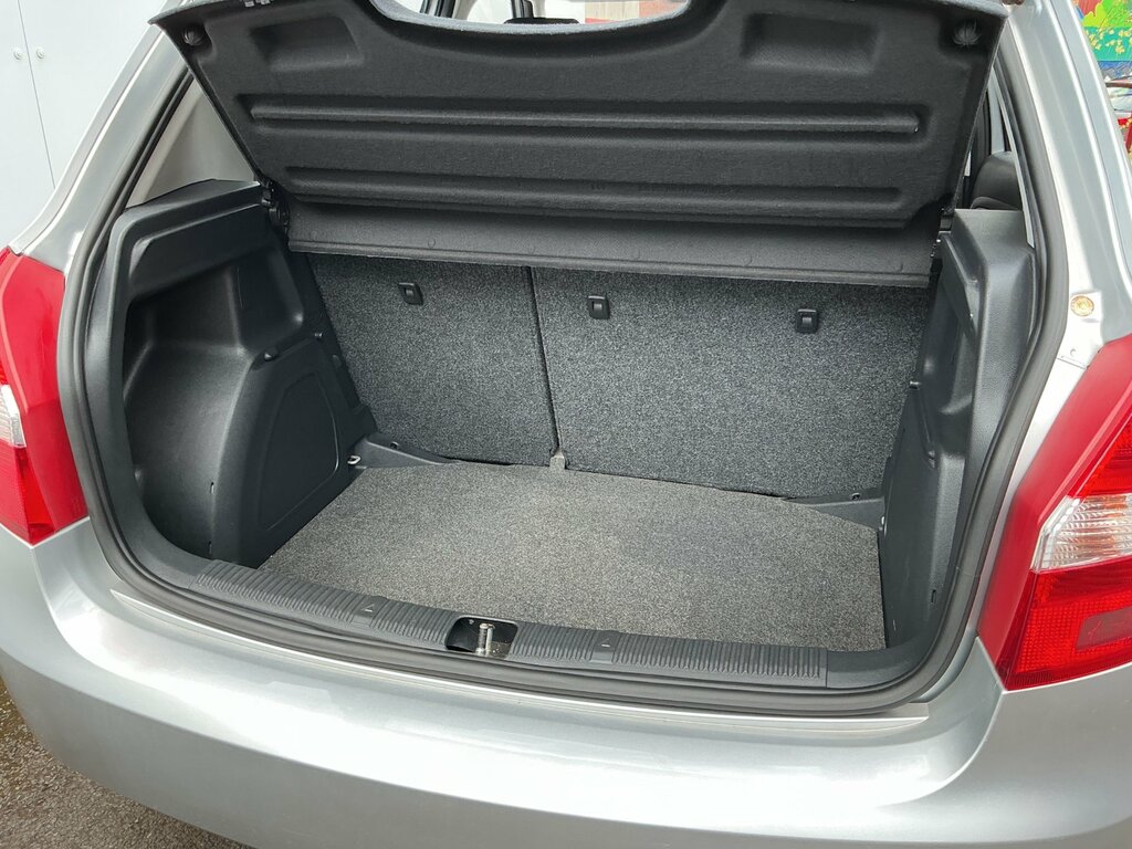 Skoda Fabia 1.4 Tdi Pure Drive Greenline Grey #9