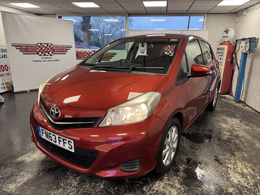 Toyota Yaris 1.3L 1.33 Dual Vvt-i Tr Hatchback Multi Grey #4