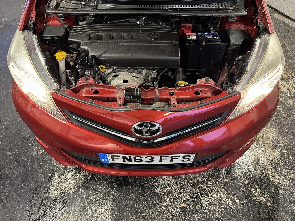 Toyota Yaris 1.3L 1.33 Dual Vvt-i Tr Hatchback Multi Grey #20