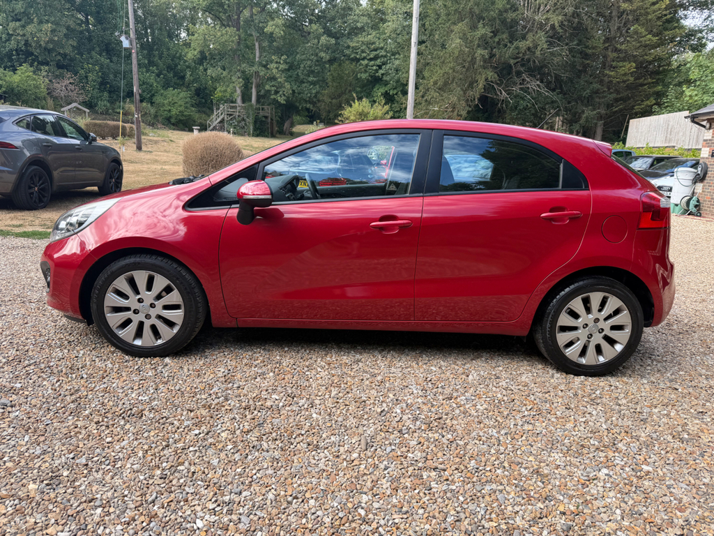 Kia RIO 1.25 2 Hatchback Euro 5 84 Bhp  #4